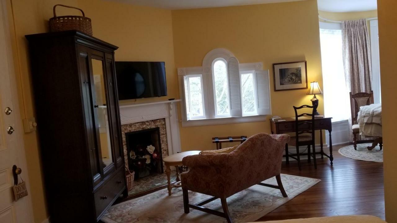 C.W. Worth House Bed And Breakfast Wilmington Eksteriør billede
